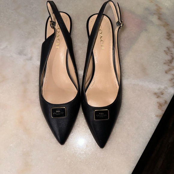 Coach Jillian Slingback - Picture 5 of 7